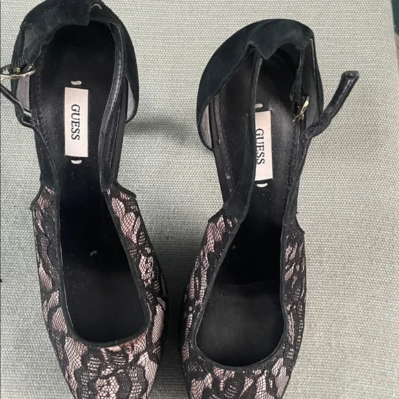 Guess Black Lace Overlay Pink platform Heels vintage - Picture 10 of 12